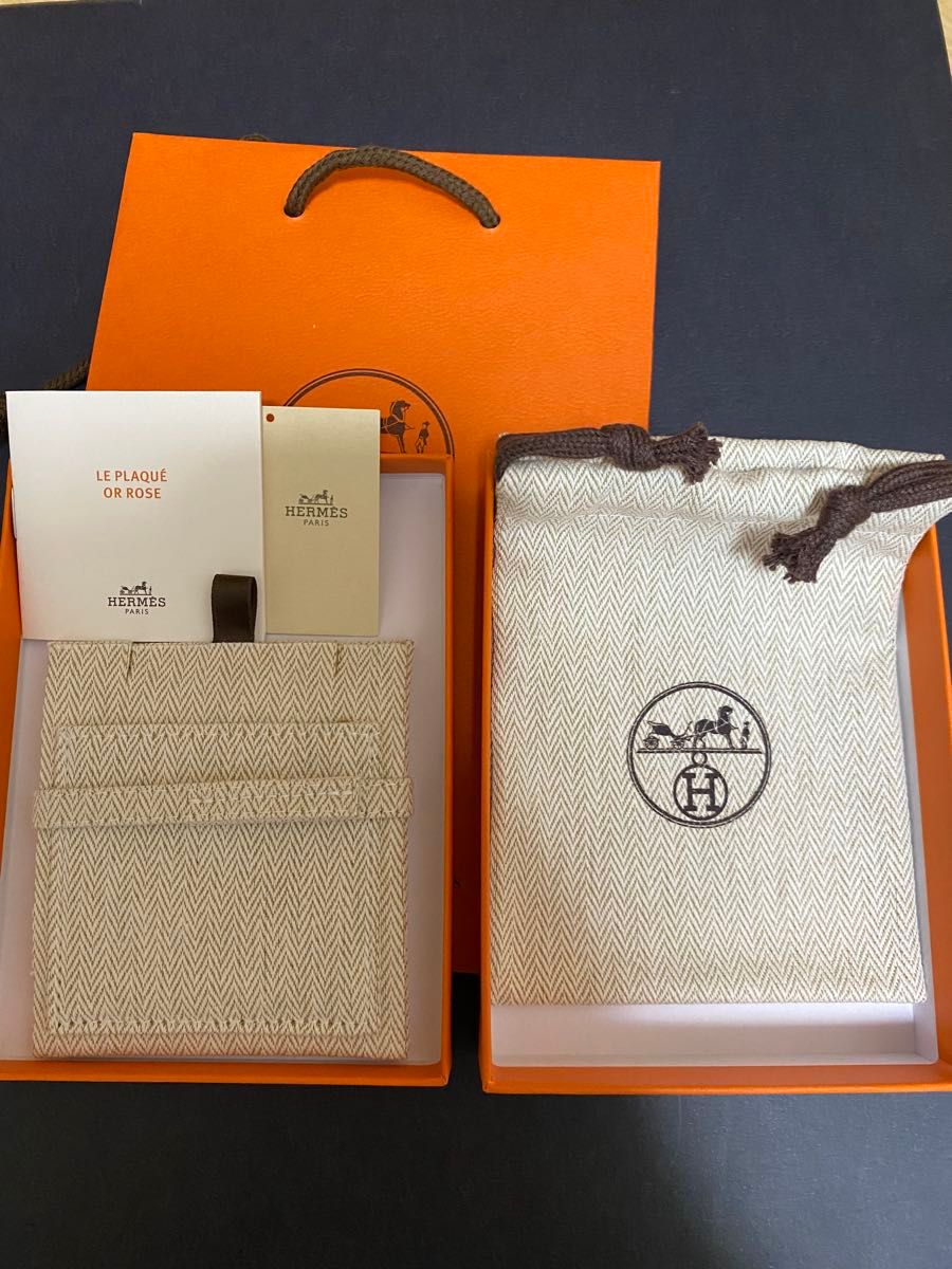 HERMES オレンジ ギフト箱 大きめ ネックレスケース空箱 エルメス