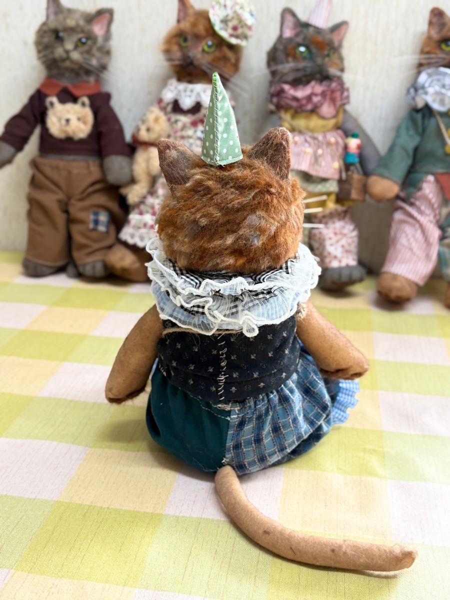 A猫 アンティークな5匹の猫のアートドール【ハンドメイド 羊毛フェルト