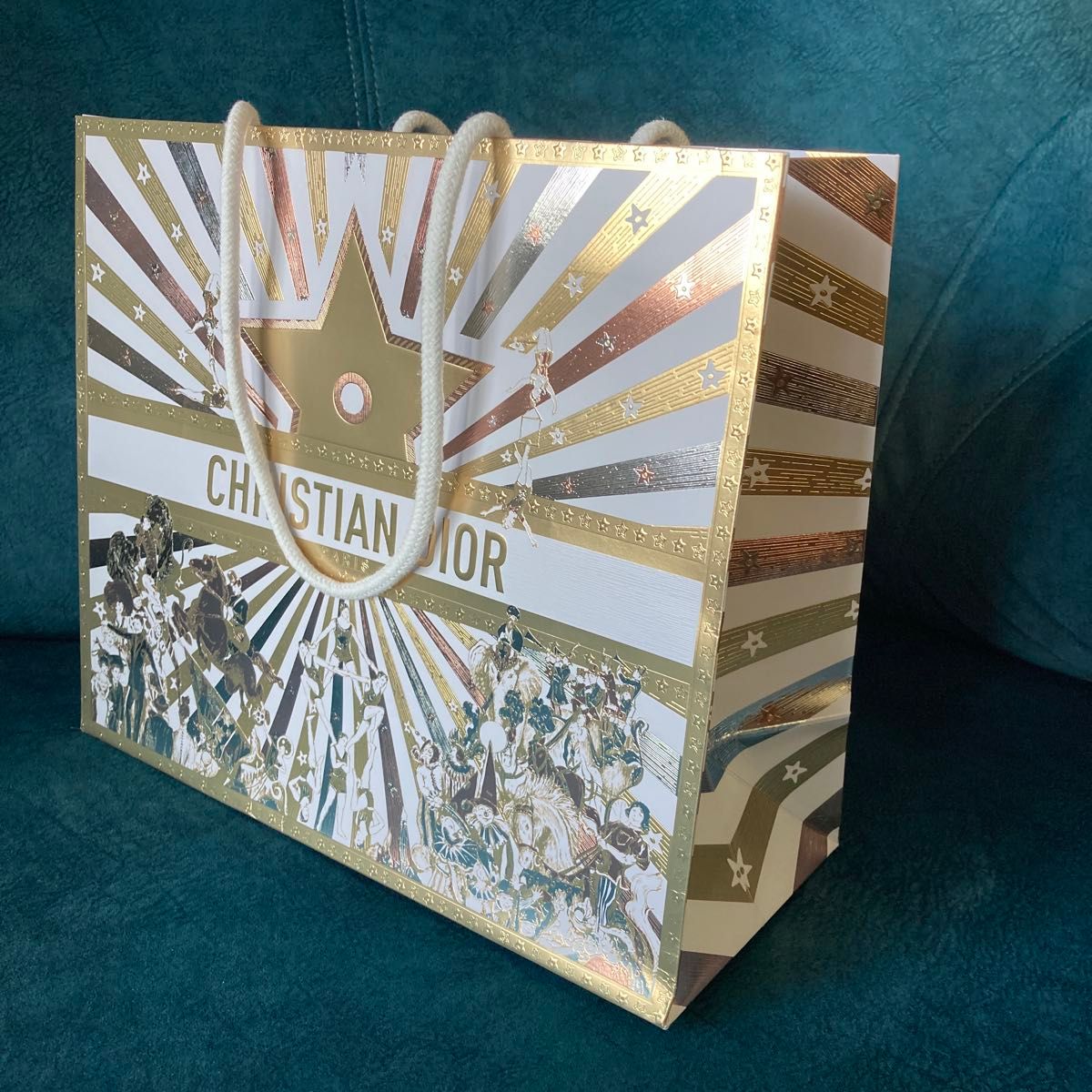 DIOR ディオール 2025 ホリデー限定 ショッパー 紙袋 ゴールド サイズ