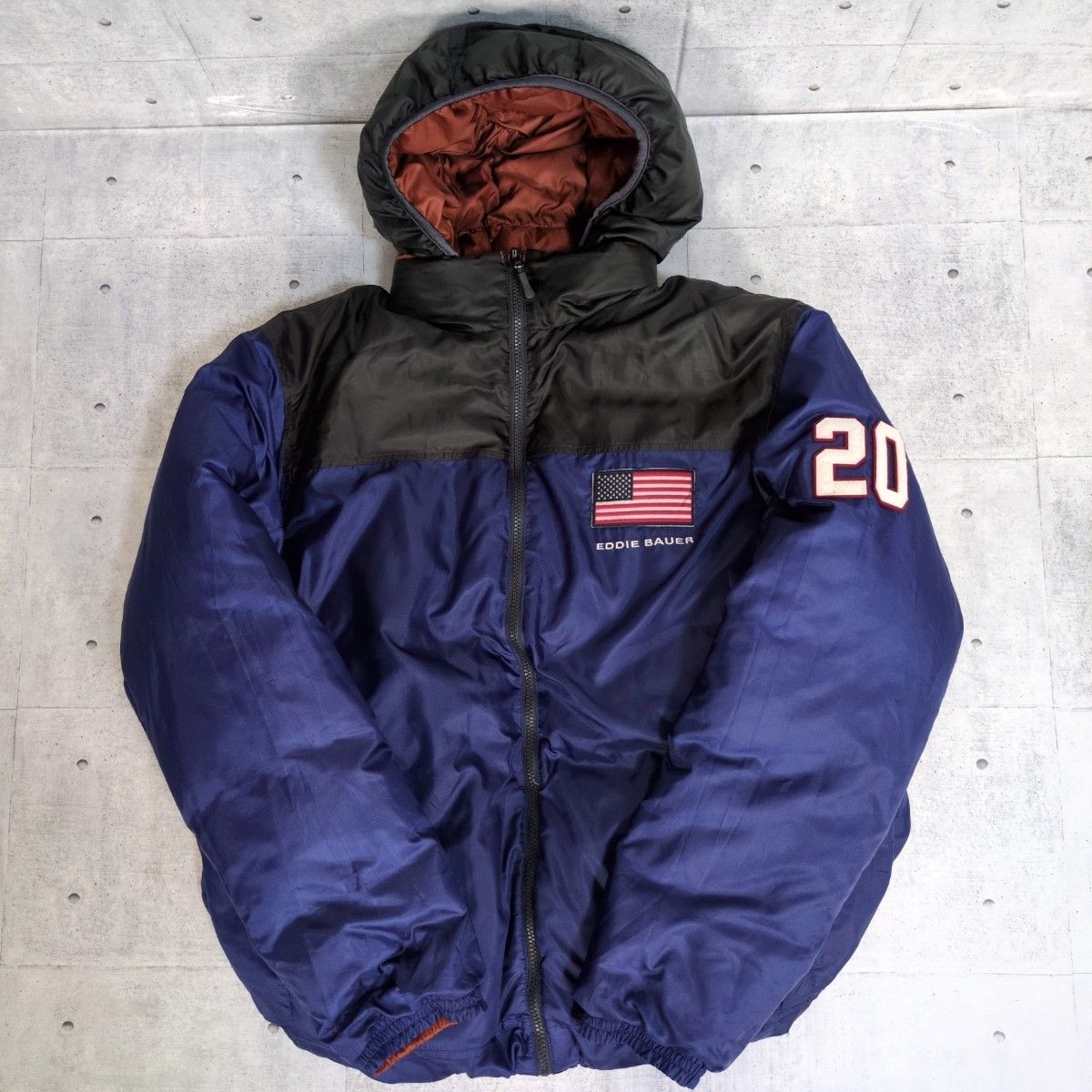 美品 レアモデル EDDIE BAUER ダウンジャケット コート リバーシブル肉