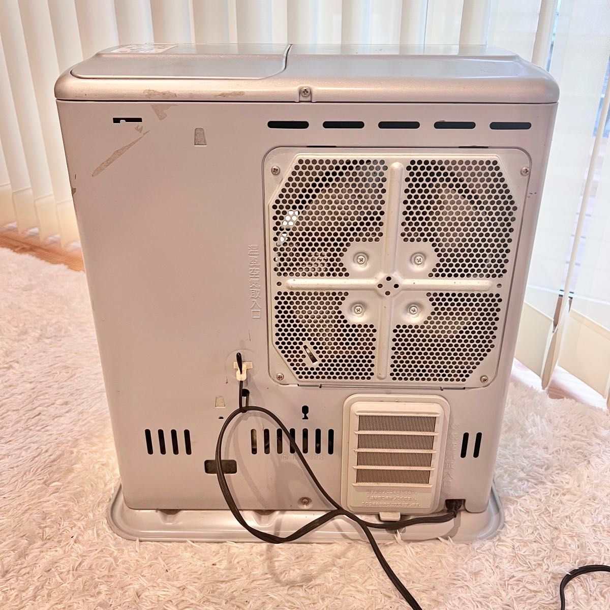 トヨトミ LC-328 石油ファンヒーター シルバー 新品未開封 自宅保管品