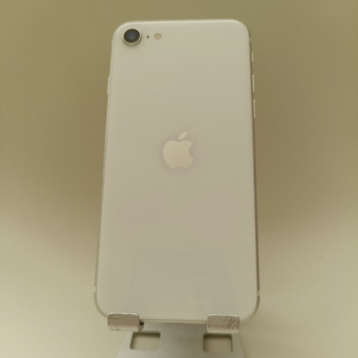 美品新品バッテリー iPhone SE 第2世代 128GB ホワイト SIMフリー 100