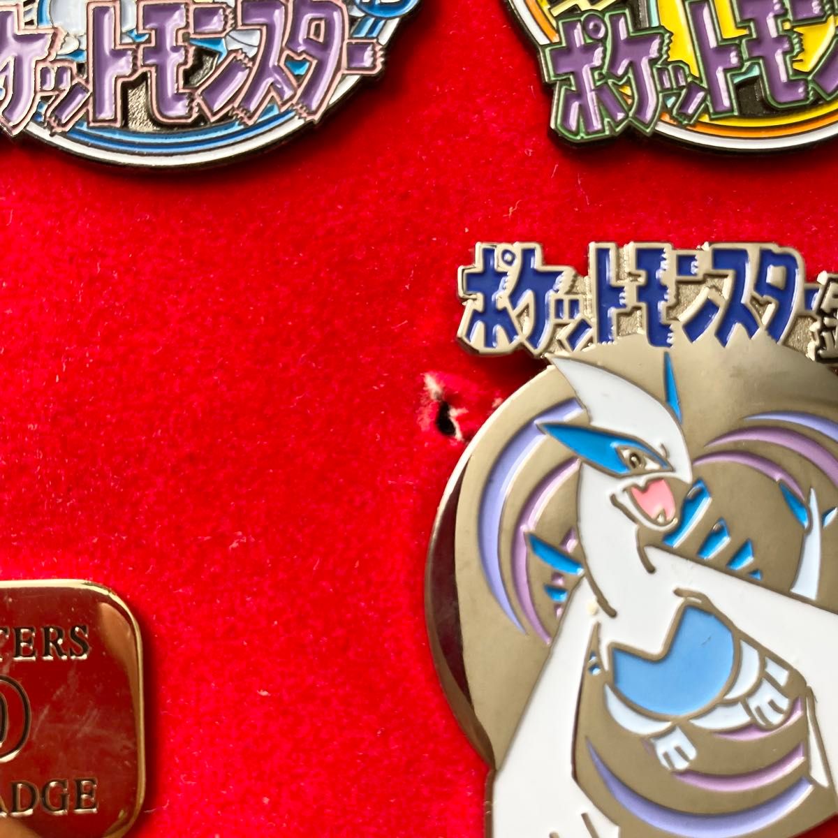 ポケットモンスター ミレニアムバッジ ポケモン 緑 赤 青 金 銀