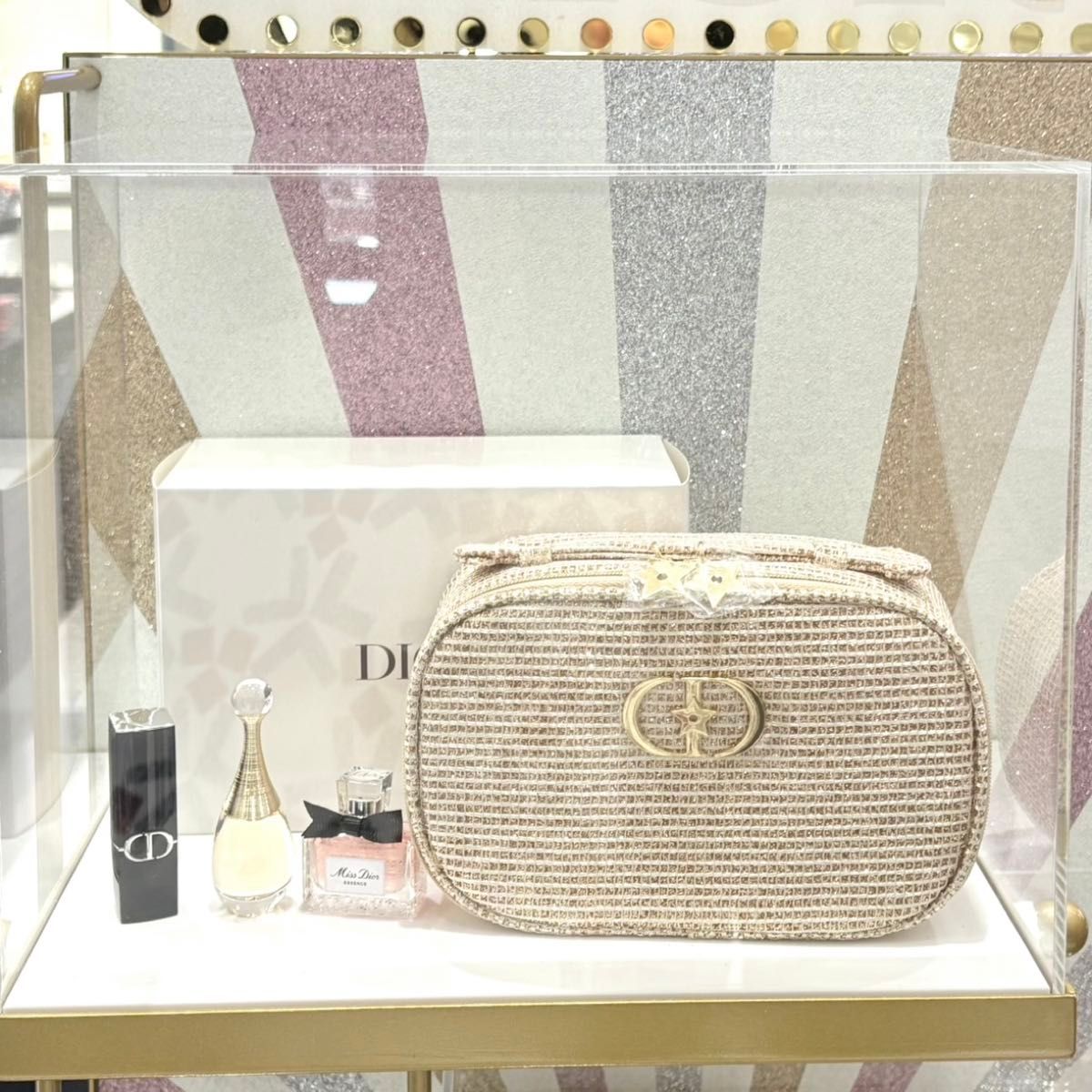 限定】ディオール DIOR クリスマスオファー2025 ラッピング