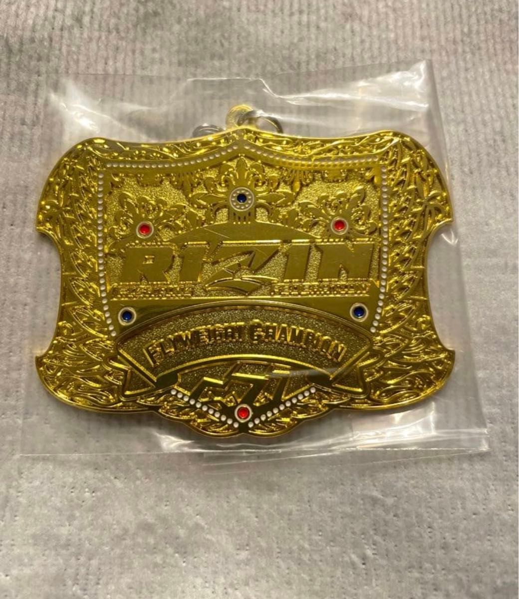 ぶ*ー様 【新品】RIZIN 一番くじ チャンピオンベルトメタルチャーム 7