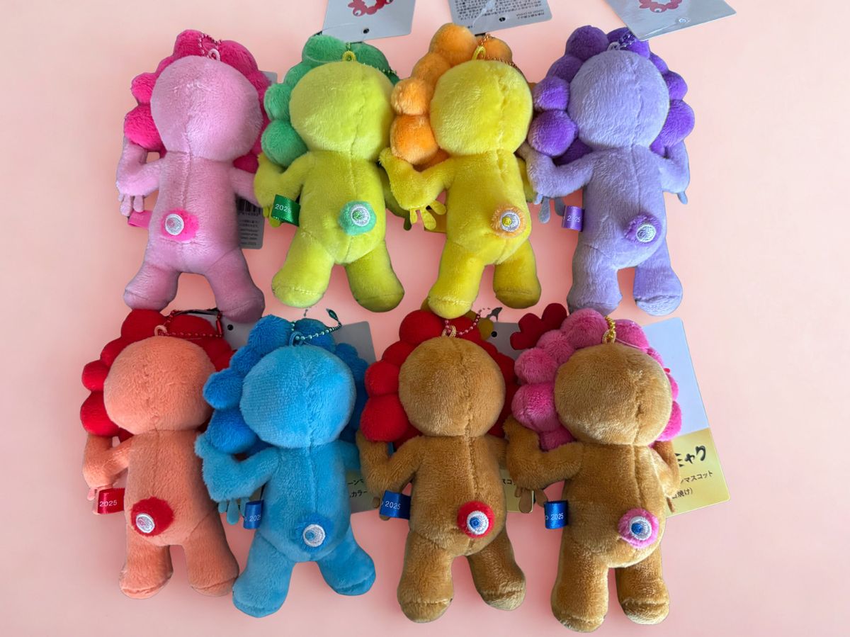 ギャルミャクミャク 日焼けミャクミャク 推しカラーミャクミャク