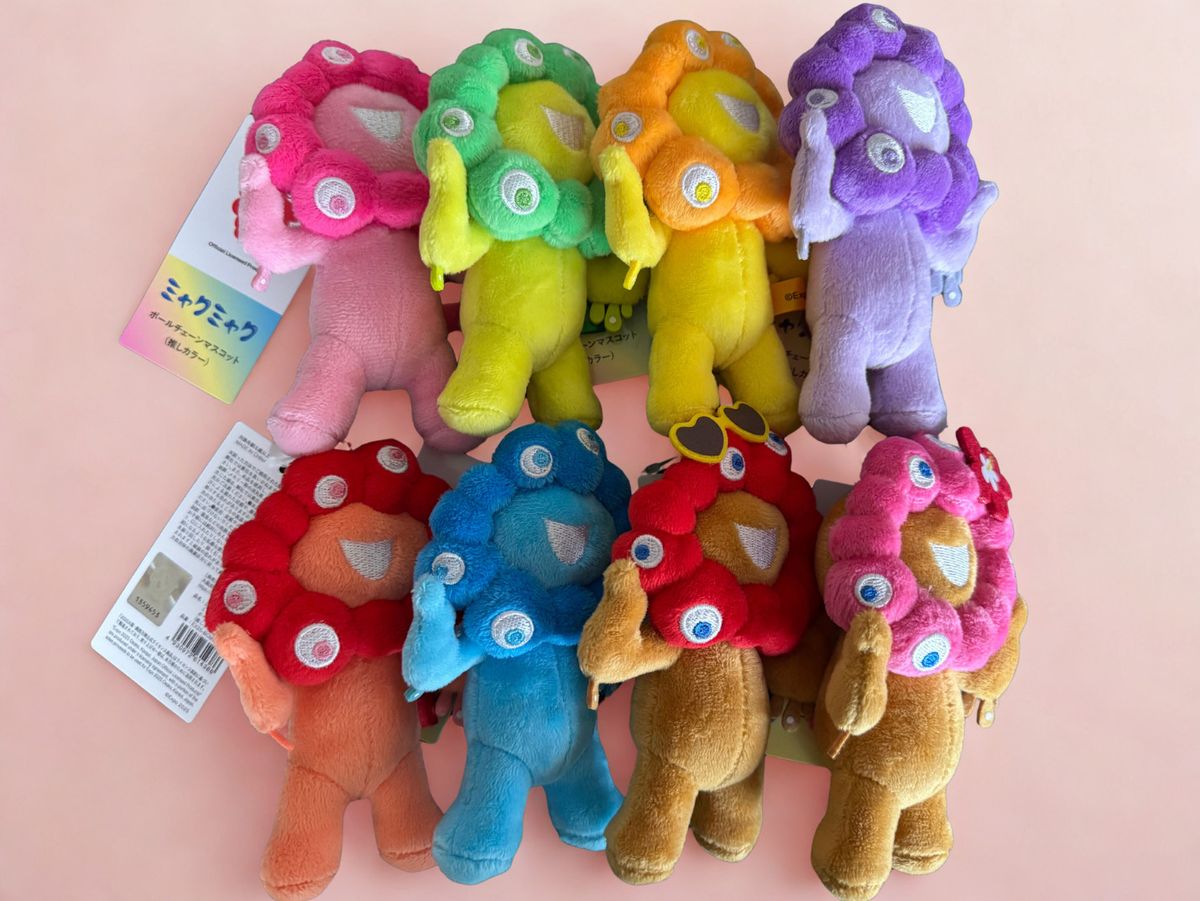 ギャルミャクミャク 日焼けミャクミャク 推しカラーミャクミャク