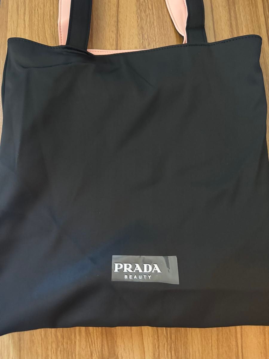 海外限定 イベント ノベルティ プラダ ピンク ブラック リバーシブル