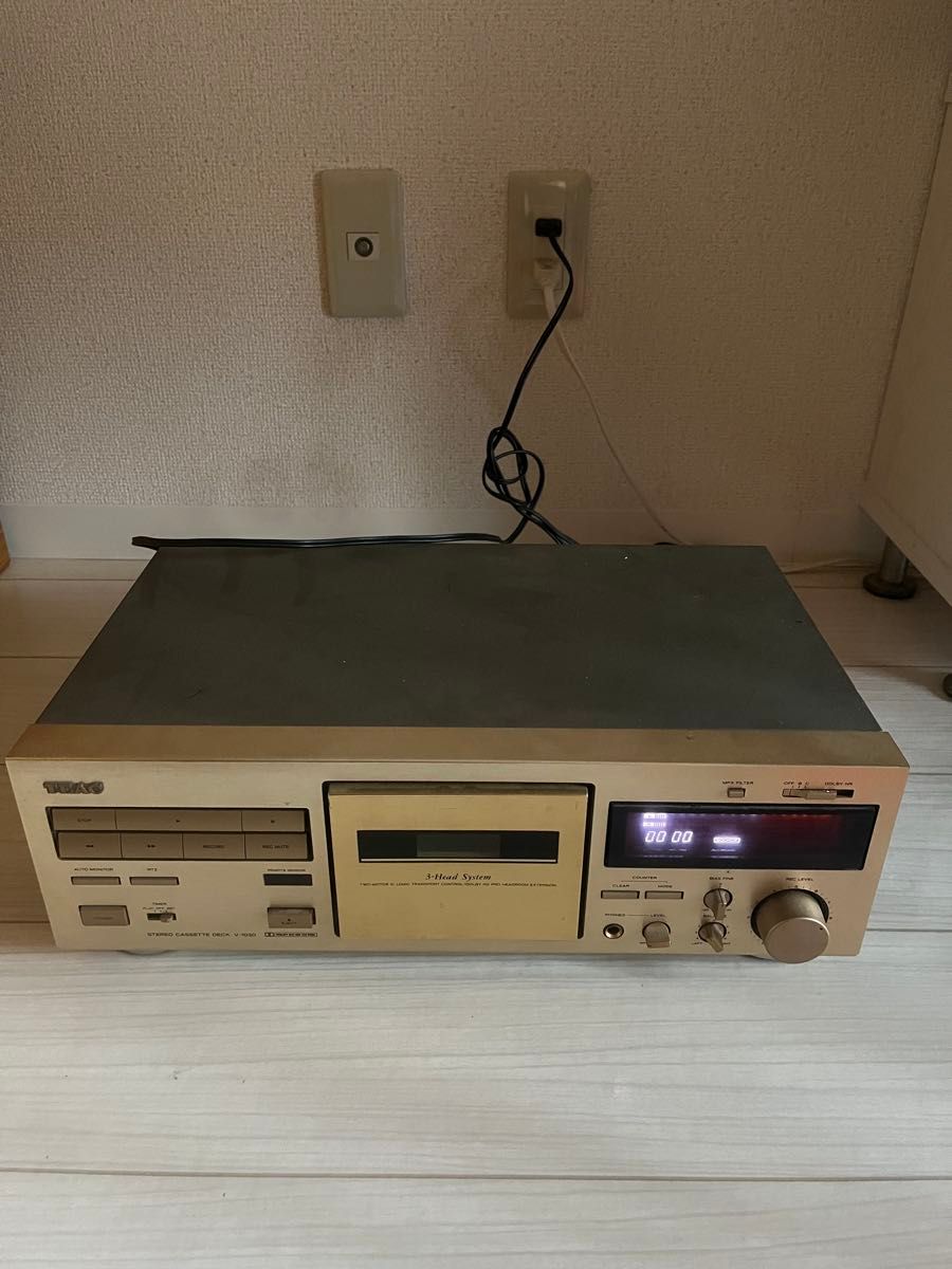 TEAC V-1030 カセットデッキ ティアック オーディオ機器 通電確認のみ