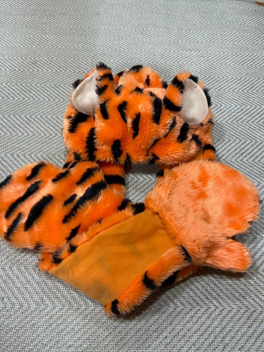 ディズニー ティガー マフラーキャップ ファンキャップ 手袋マフラー
