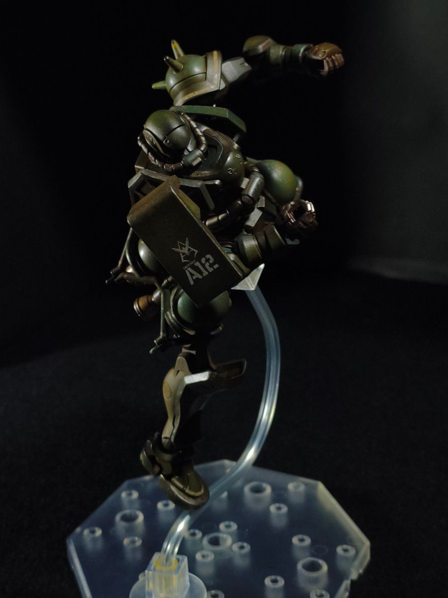 HG ザク(GQ) 全塗装完成品 ウェザリング仕上げ ガンプラ 機動戦士