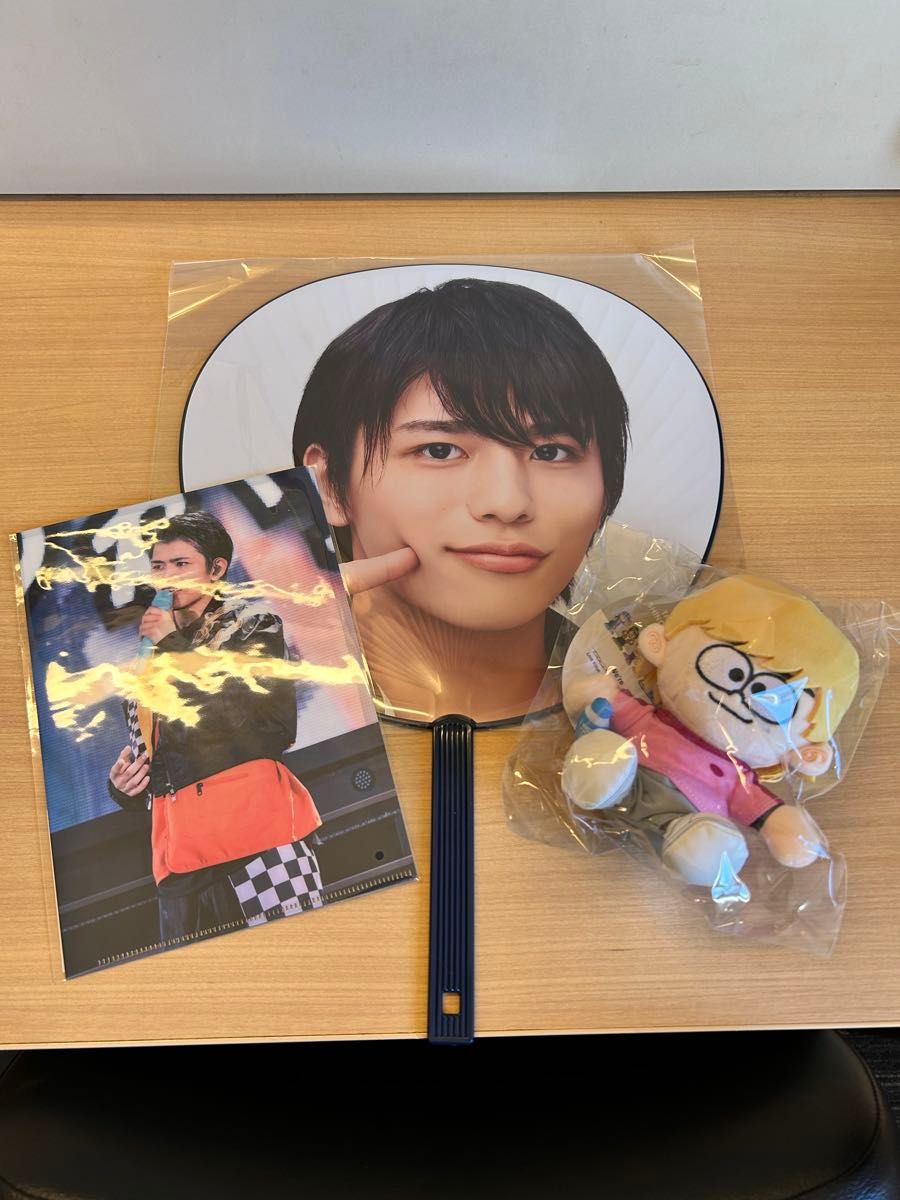 timelesz ドーム ツアー グッズ うちわ ぬい クリアファイル 篠塚大輝