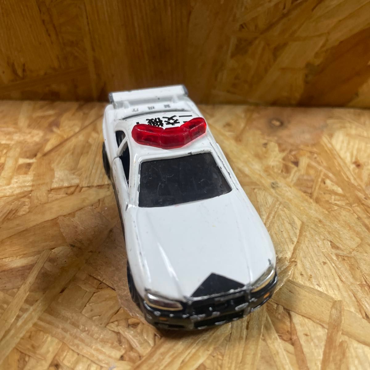 トミカ 日産GT-R R34 警視庁 二交機1 パトカー ミニカー｜Yahoo!フリマ