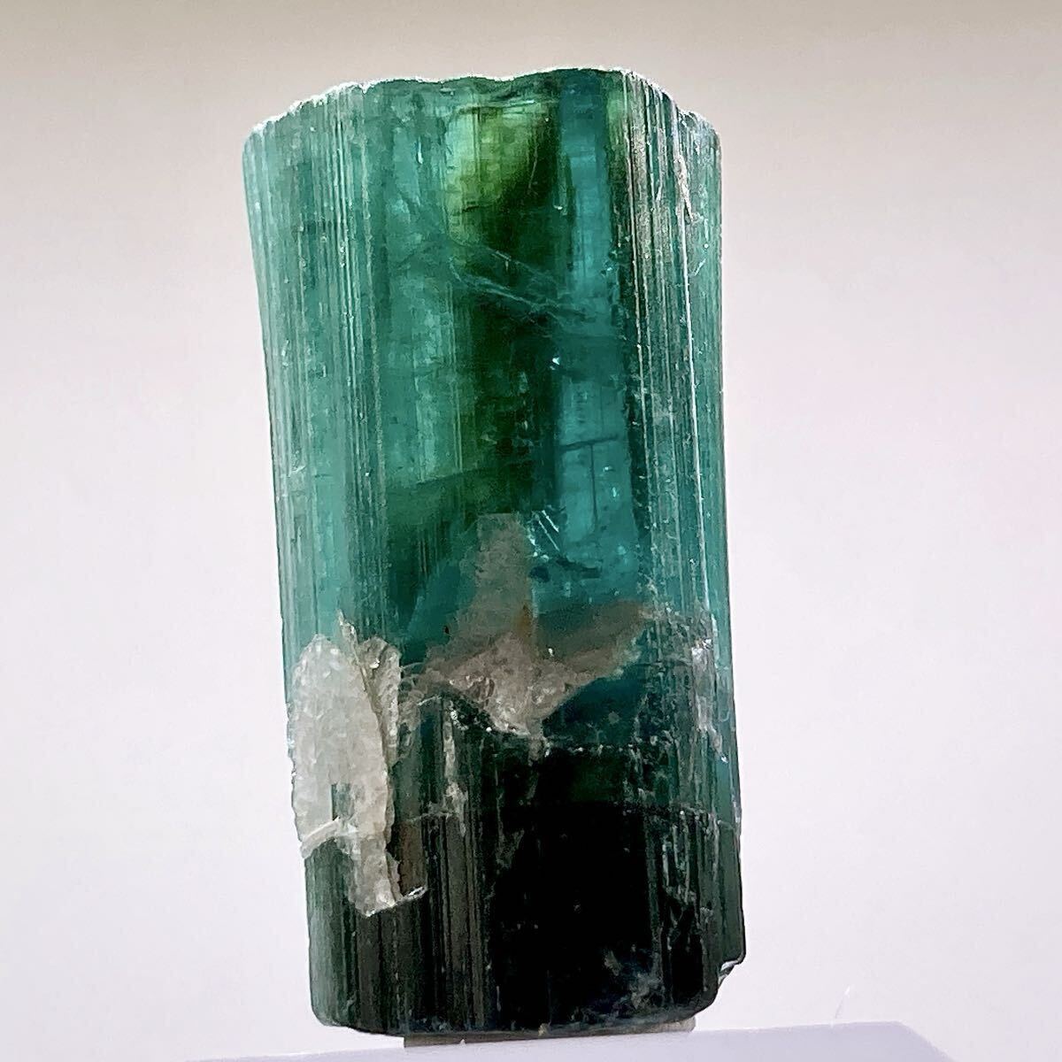 れ*ン様 『インディゴライト』 トルマリン 原石 鉱物標本 天然石 109