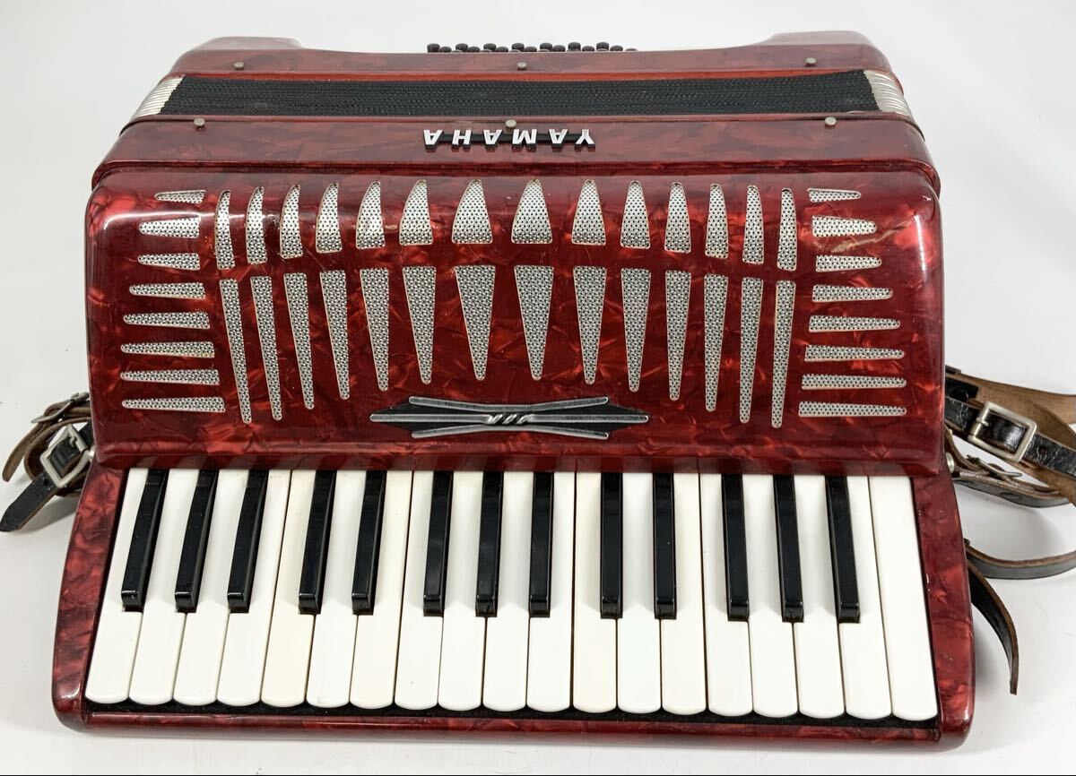 ケース付き YAMAHA アコーディオン 赤 25鍵 12ボタン ケース付き