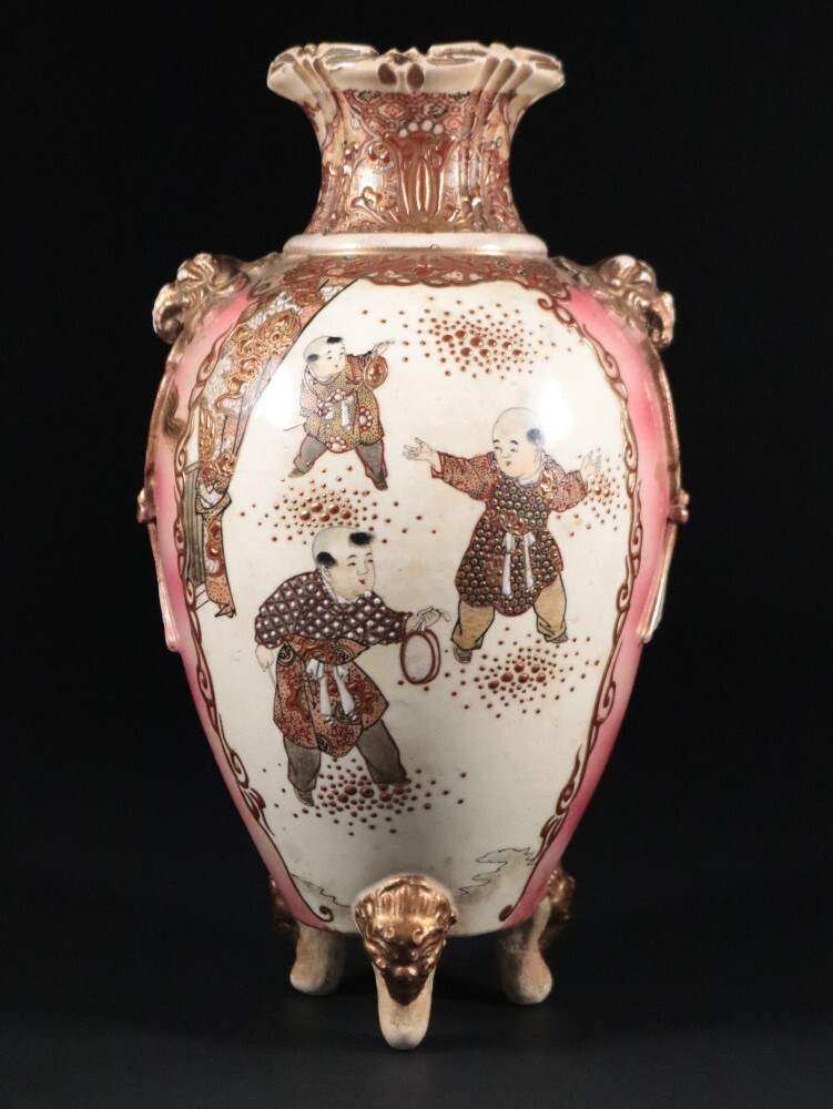 大日本薩摩焼保土田金襴手人物花瓶 大日本薩摩焼保土田金襴手人物花瓶