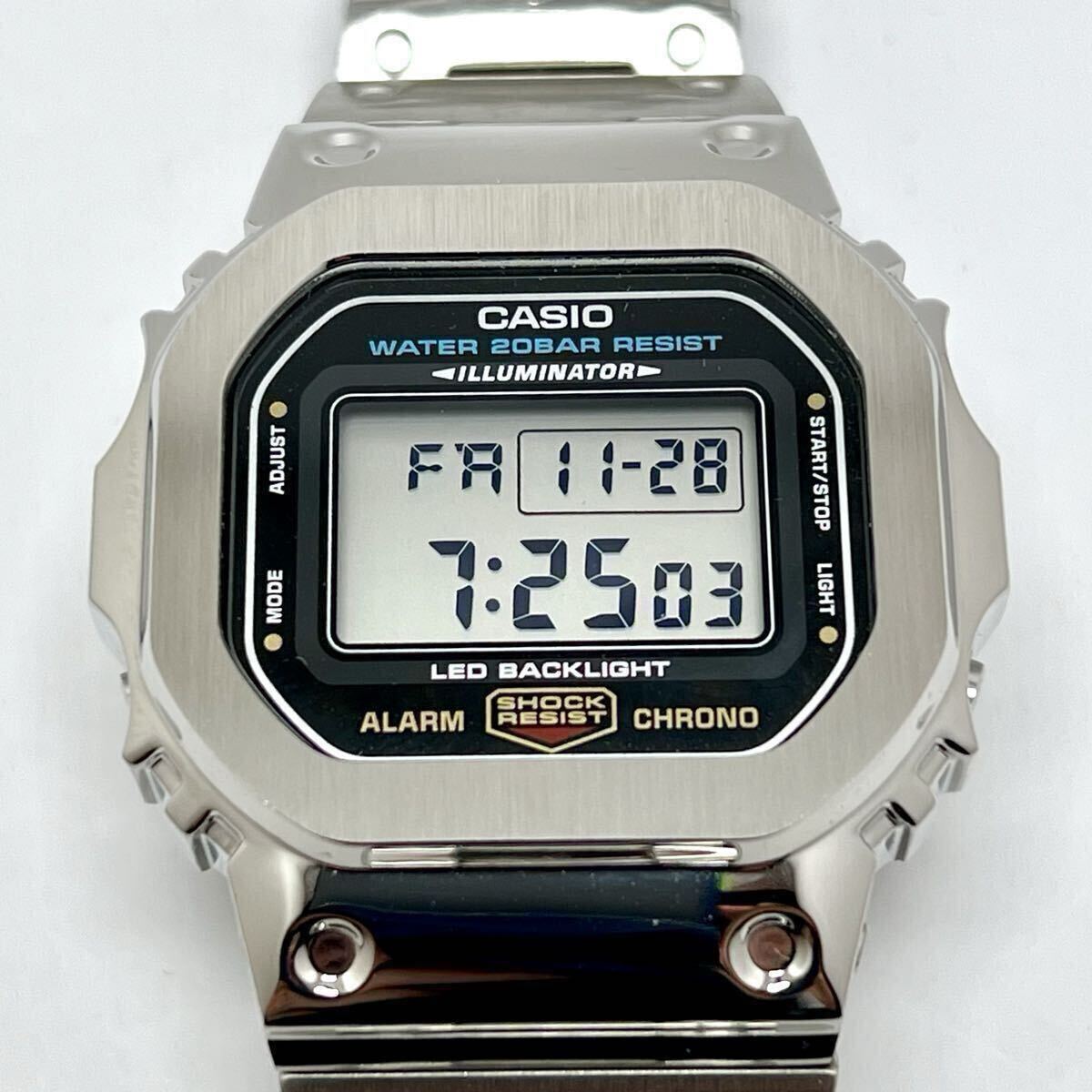 新品 G-SHOCK DW-5600UE フルメタルカスタム ステンレスシルバー