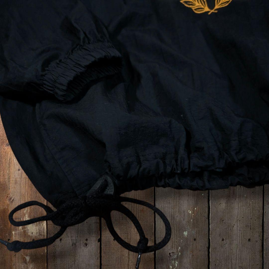 90s モックネック ナイロンプルオーバー アイオワ州 カレッジプリント