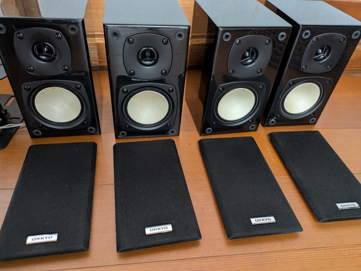 オンキョースピーカーD-108M(木目)4個セット。 ONKYO D-108M ペア