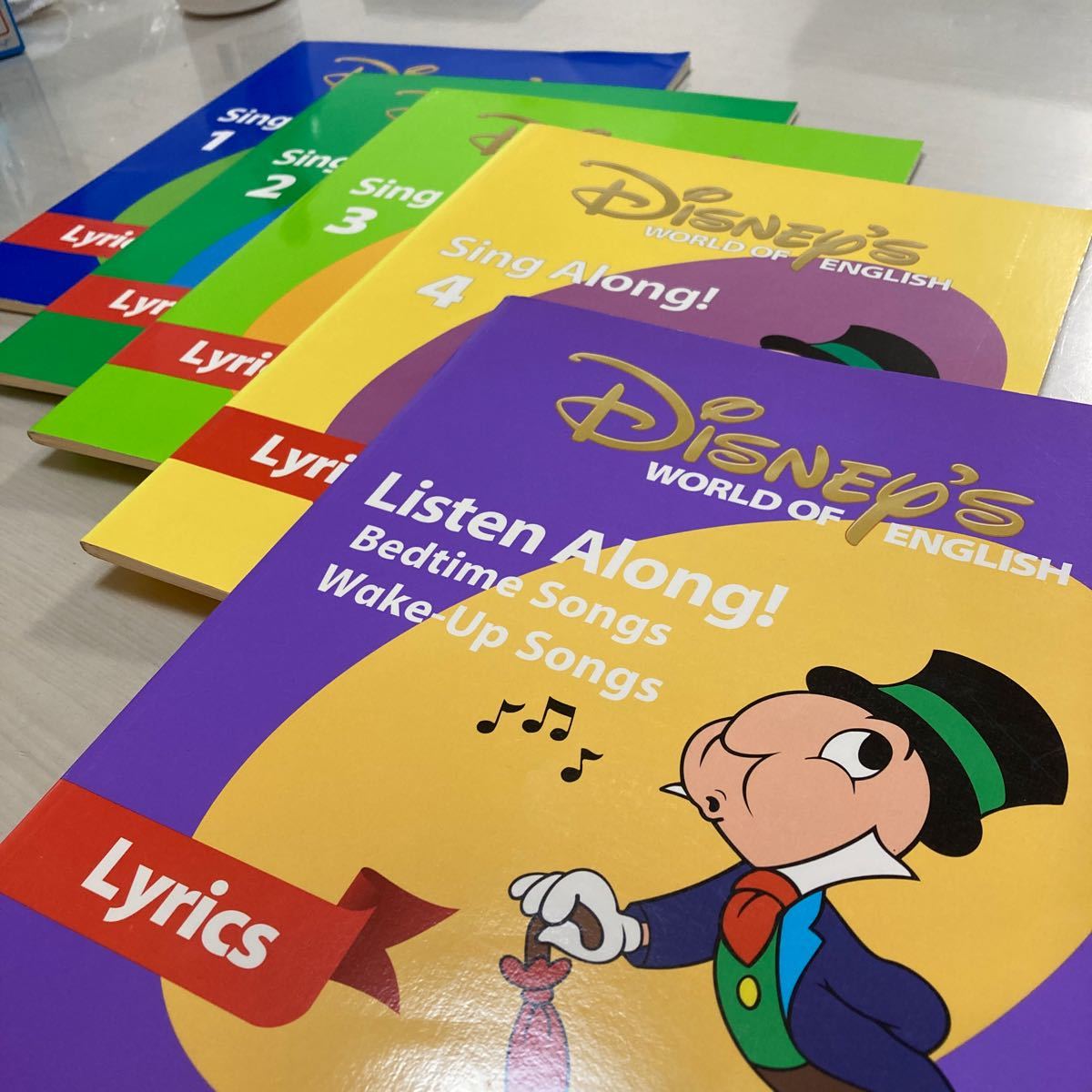 DWE Disney ディズニー WORLD OF ENGLISH Sing Along リリックス5冊