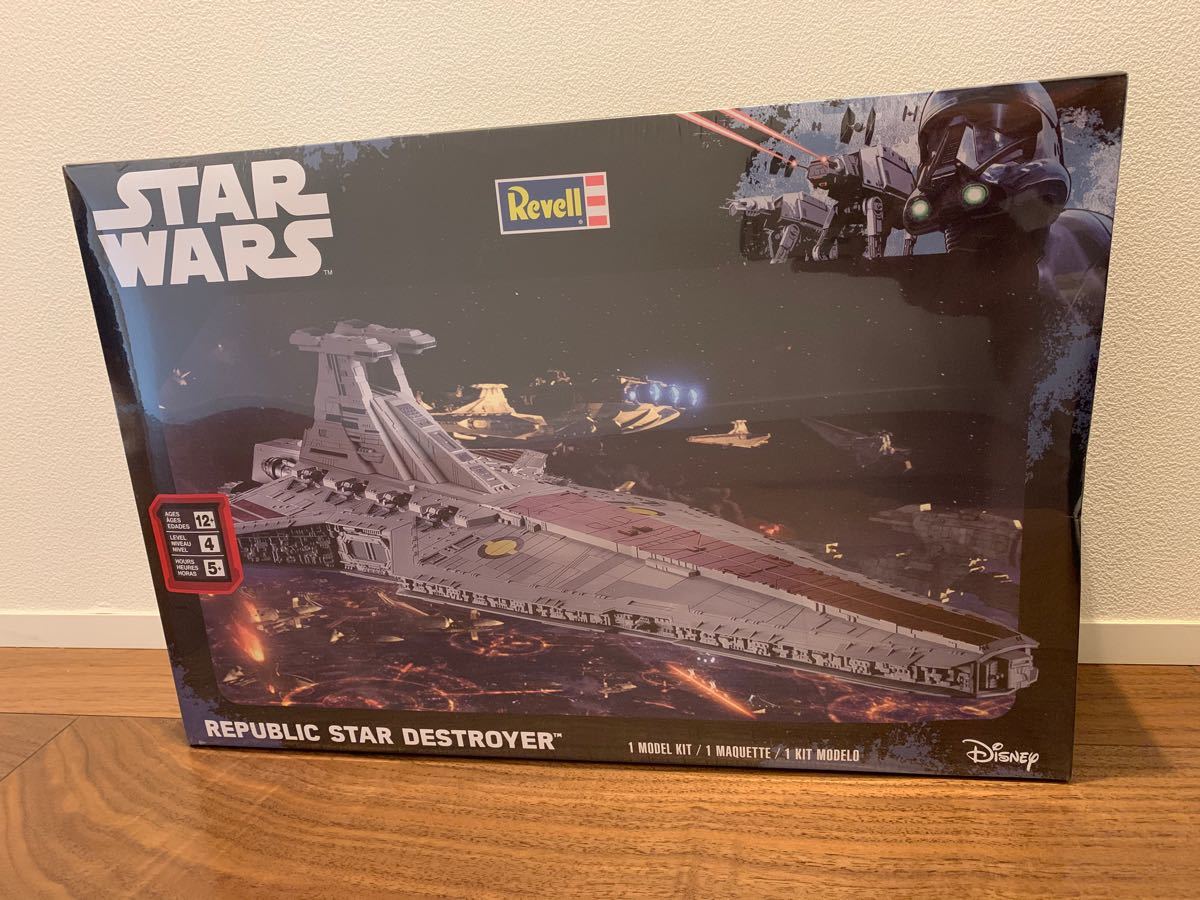 ドイツrevell 未開封プラモデル スターウォーズ ヴェネター級 リ