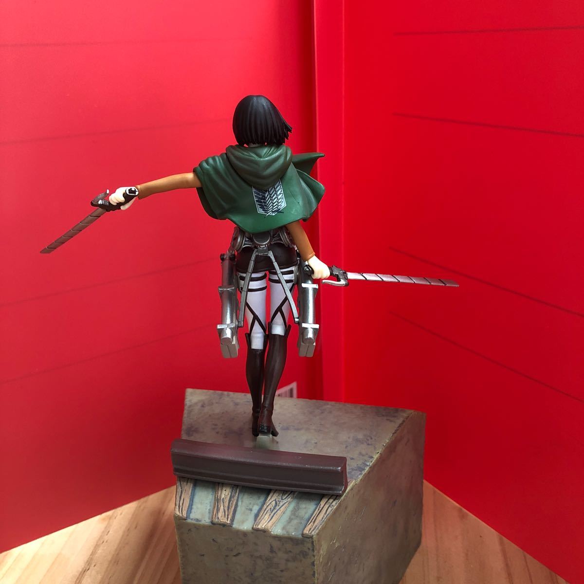 進撃の巨人 一番くじ ラストワン賞 ミカサ フィギュア 調査兵団ver