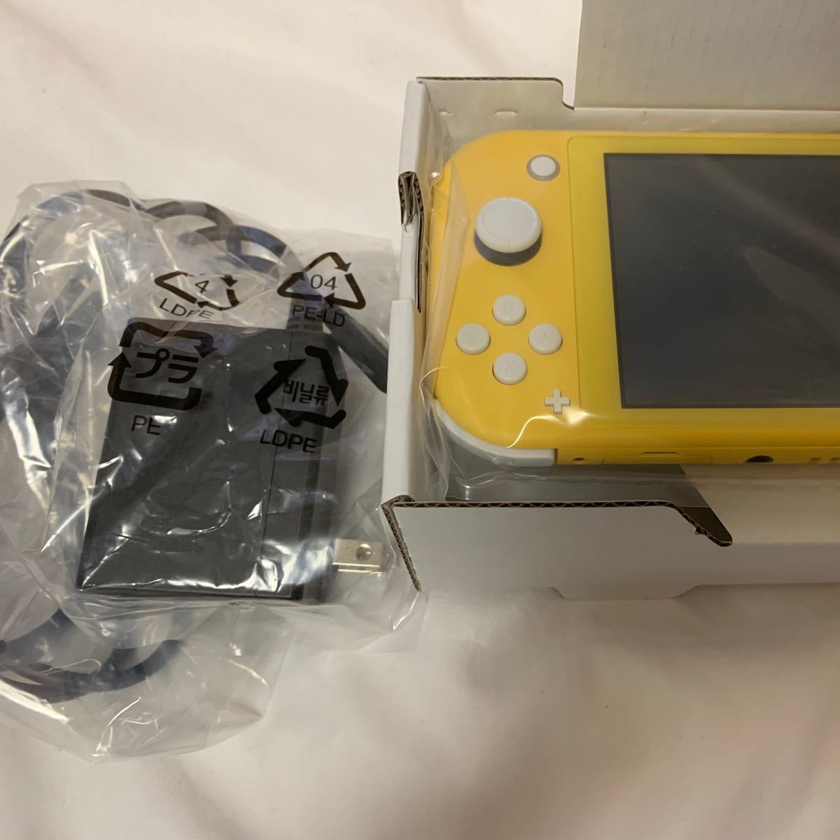 ゲオ追加保証付】ニンテンドー スイッチ ライト 本体 イエロー