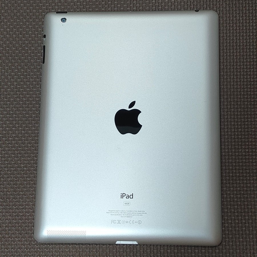 Apple iPad 第3世代 16GB シルバー MD328ZP/A ケース付｜Yahoo!フリマ