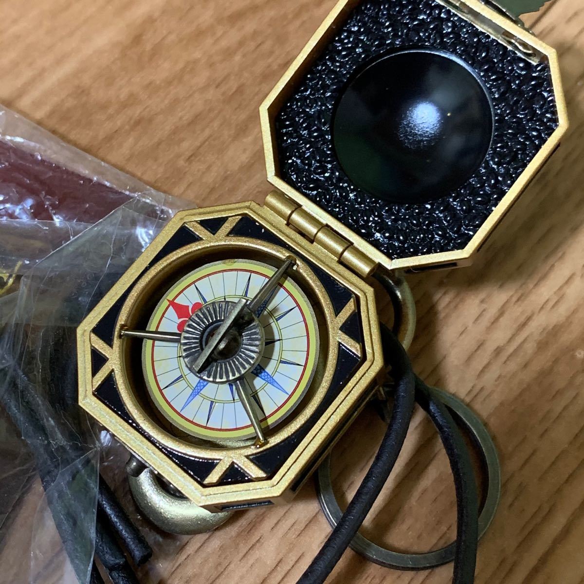 新品】パイレーツオブカリビアン グッズ15点セット コンパス入り