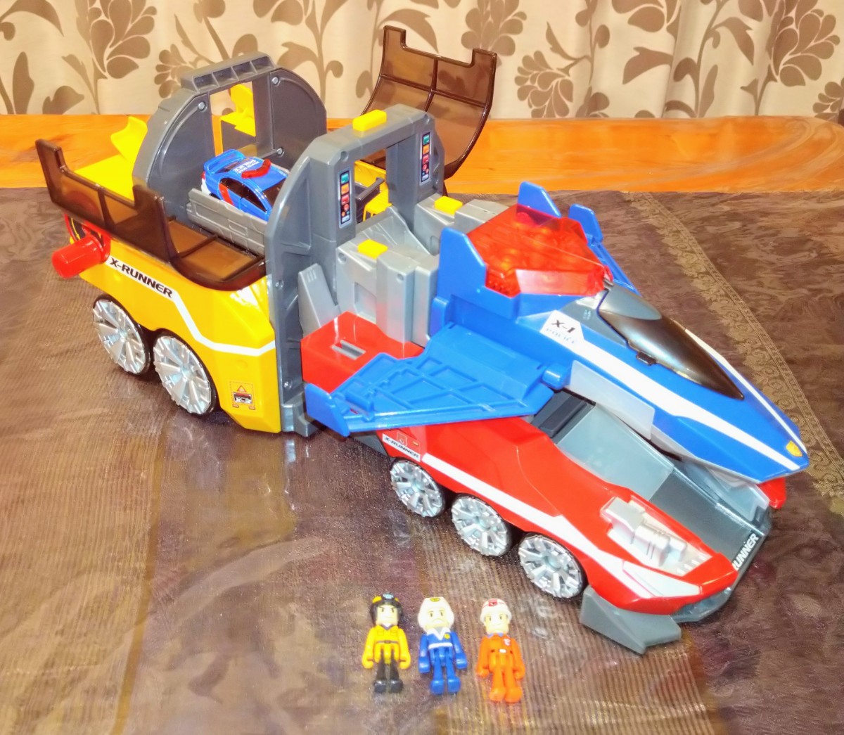 トミカ ハイパーブルーポリスハイパーレスキュー ハイパーグランナー X