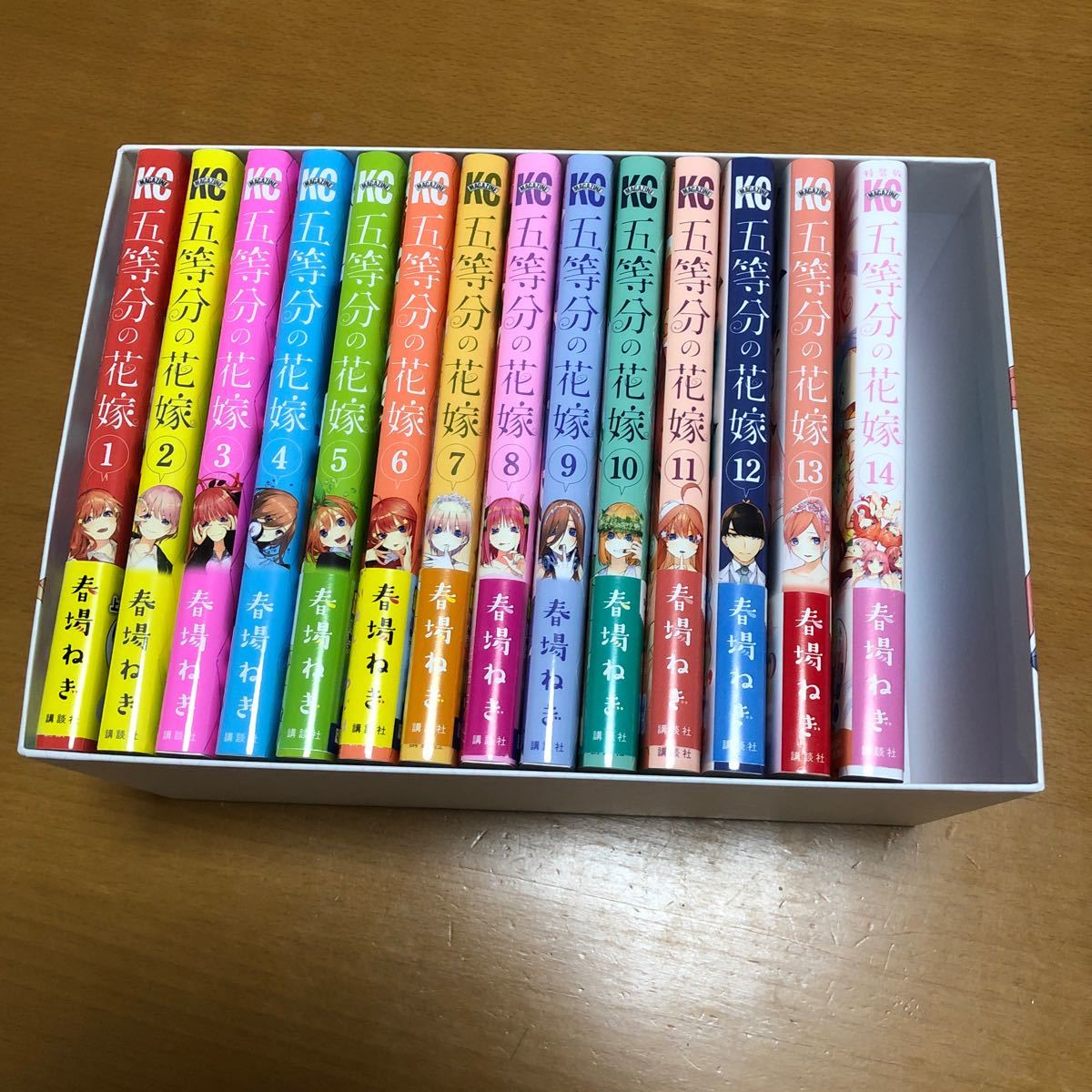 五等分の花嫁 全巻セット 全巻収納ボックス 五人全員ver｜Yahoo!フリマ
