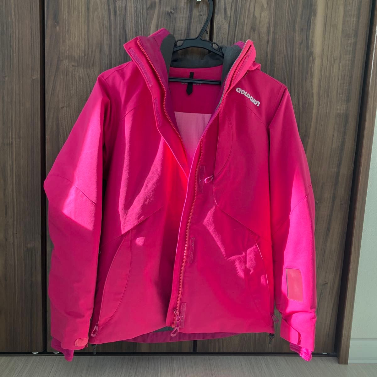 Goldwin スキーウェア ピンク フード付き GOLDWIN 上下セット スキー
