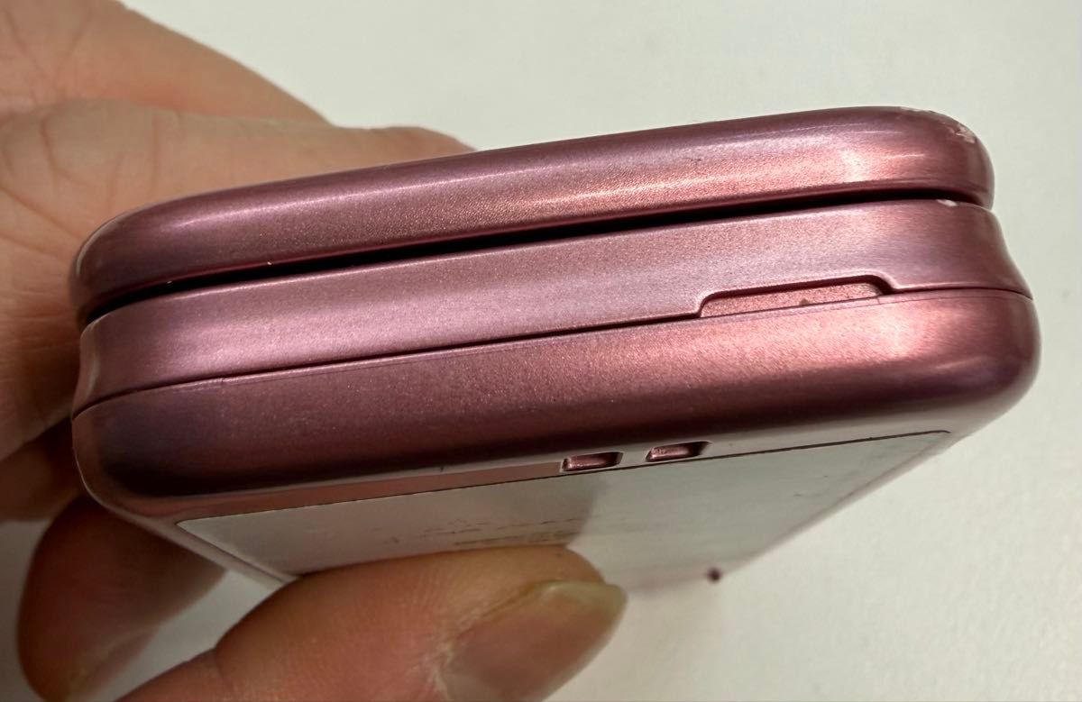 docomo らくらくホン F-02J 本体 純正充電器とACアダプターのセット