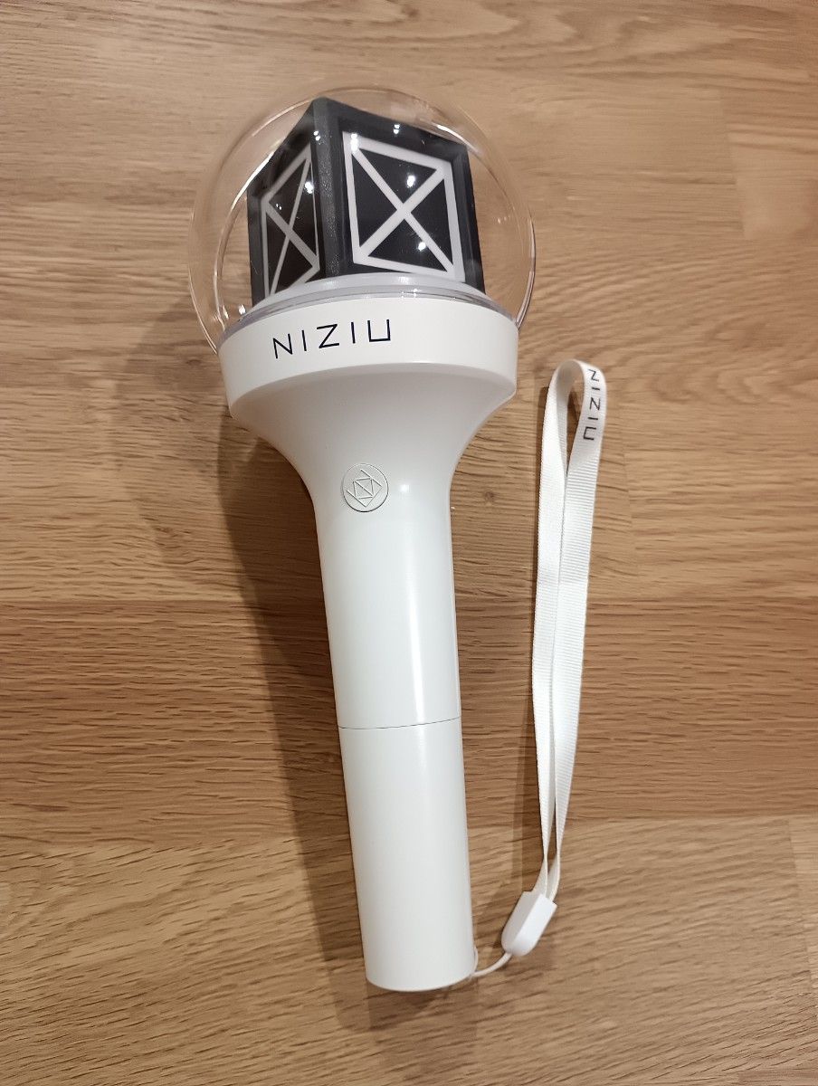NiziU ペンライト オフィシャルライトスティック 公式｜Yahoo!フリマ