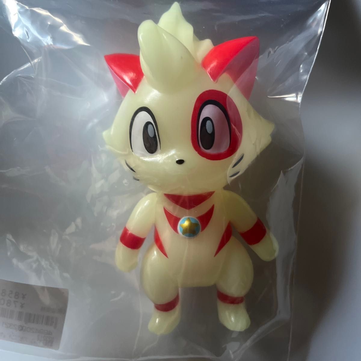 羽田空港限定】ウルトラニャン 蓄光 頭でっかちVer MAXTOY ソフビ