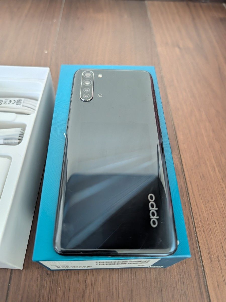 ②Oppo Reno3 A 本体 充電器 楽天SIMフリー ネットワーク制限なし