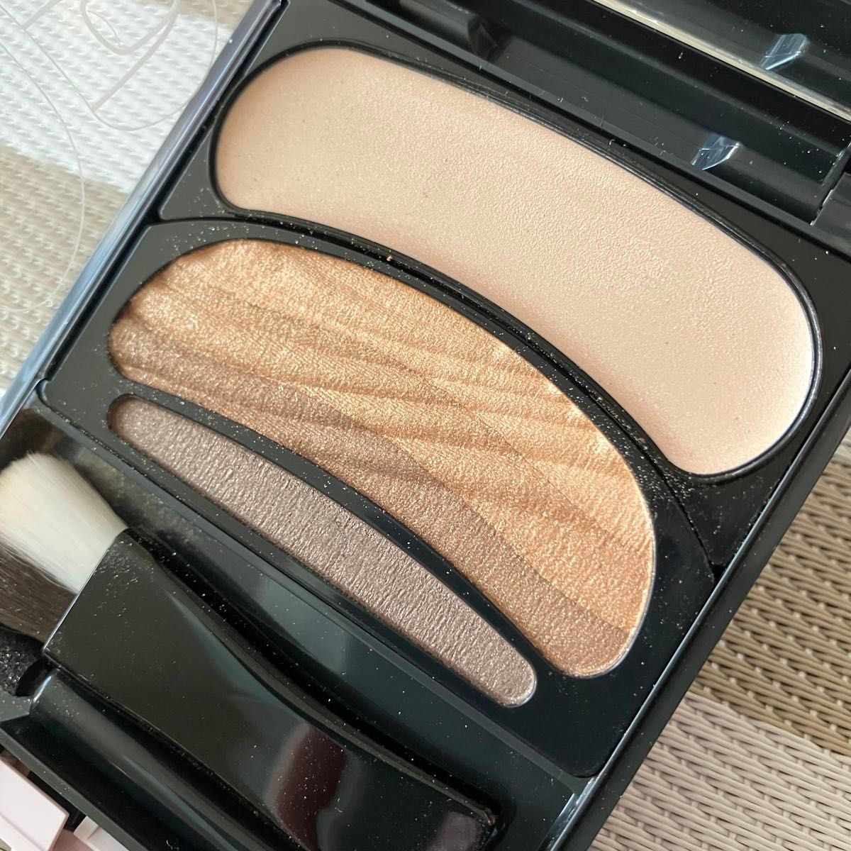 生産終了 オーブ ブラシひと塗りシャドウN 14 ブラウン系 AUBE アイ