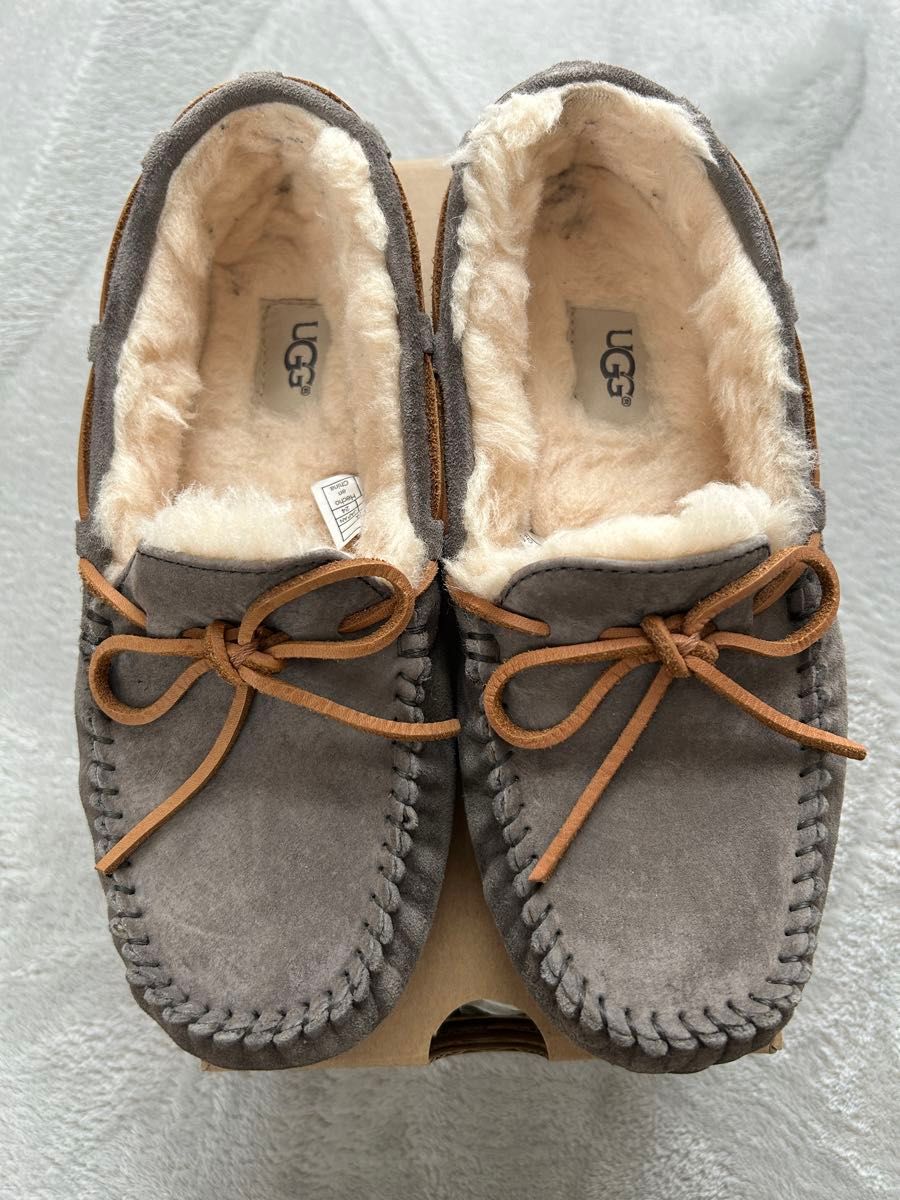 値下げ]UGG DAKOTA モカシン ピューター(グレー系) 24cm｜Yahoo!フリマ