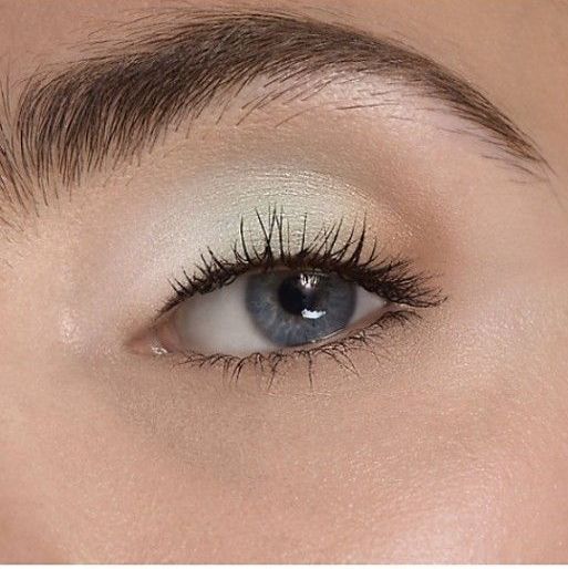 数量限定】Dior ディオールショウ サンク クルール645 ミント