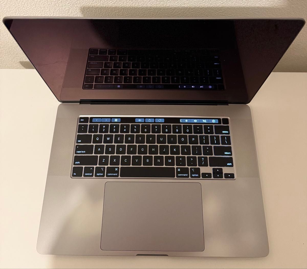 美品 Macbook Pro 2019 16インチ Windows 11 Pro｜Yahoo!フリマ（旧
