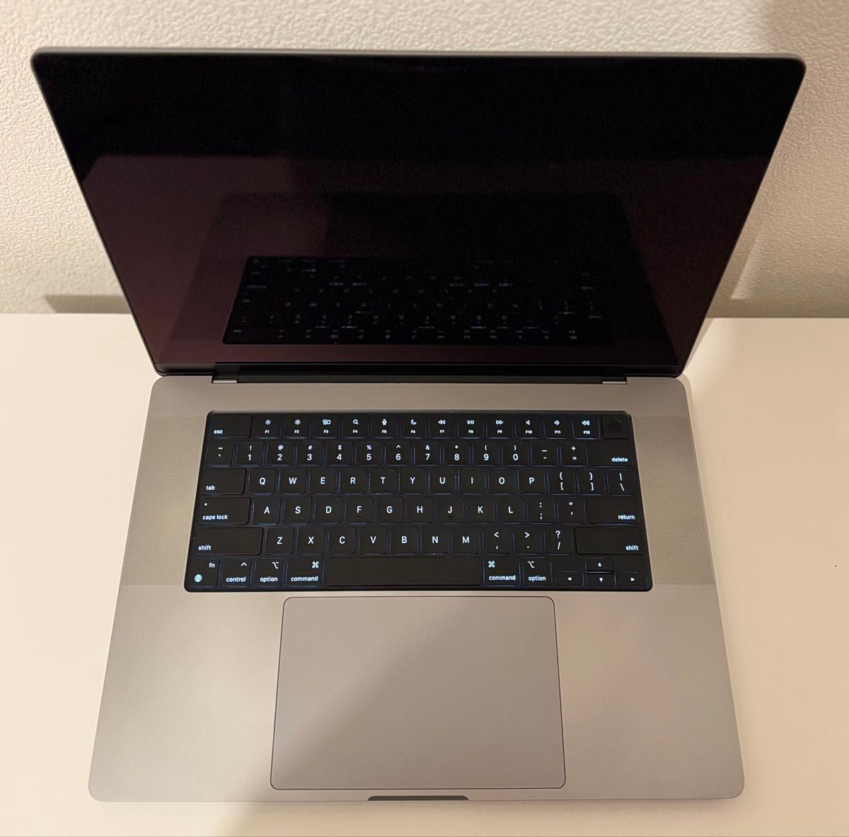 美品 Macbook Pro 2021 16インチ Windows 11 pro 美品 Macbook Pro