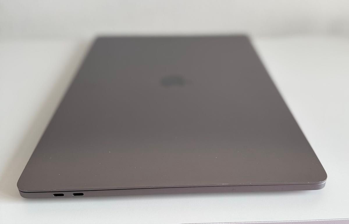 美品 Macbook Pro 2019 16インチ 永年版office｜Yahoo!フリマ（旧