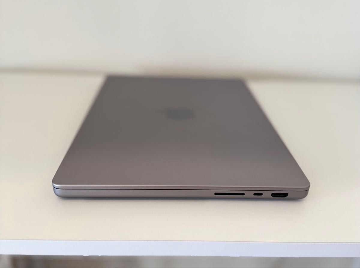 美品 Macbook Pro 2021 16インチ M1pro Windows 11 Pro｜Yahoo!フリマ