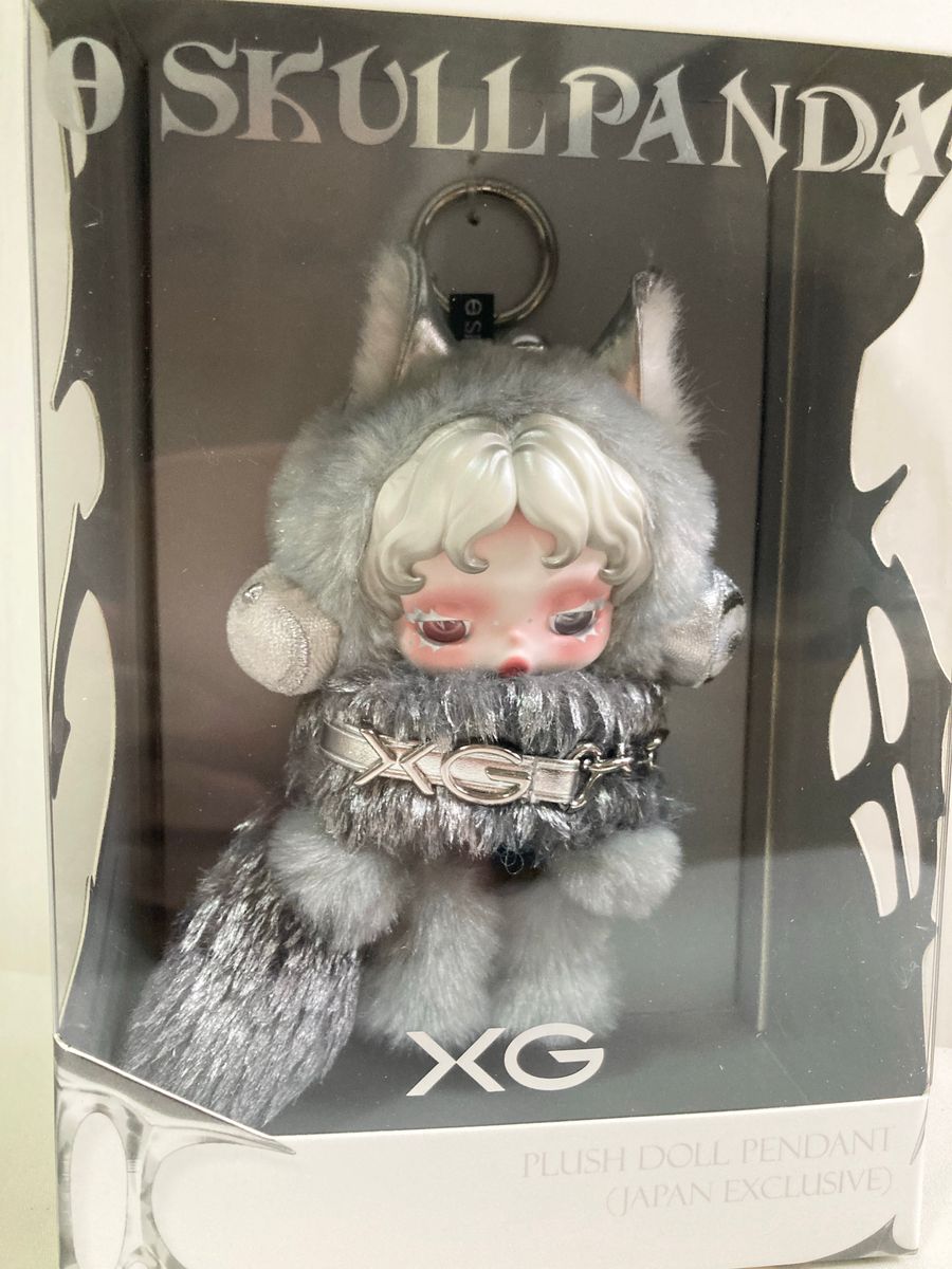 正規品】POP MART SKULLPANDA × XG ぬいぐるみペンダント（日本限定