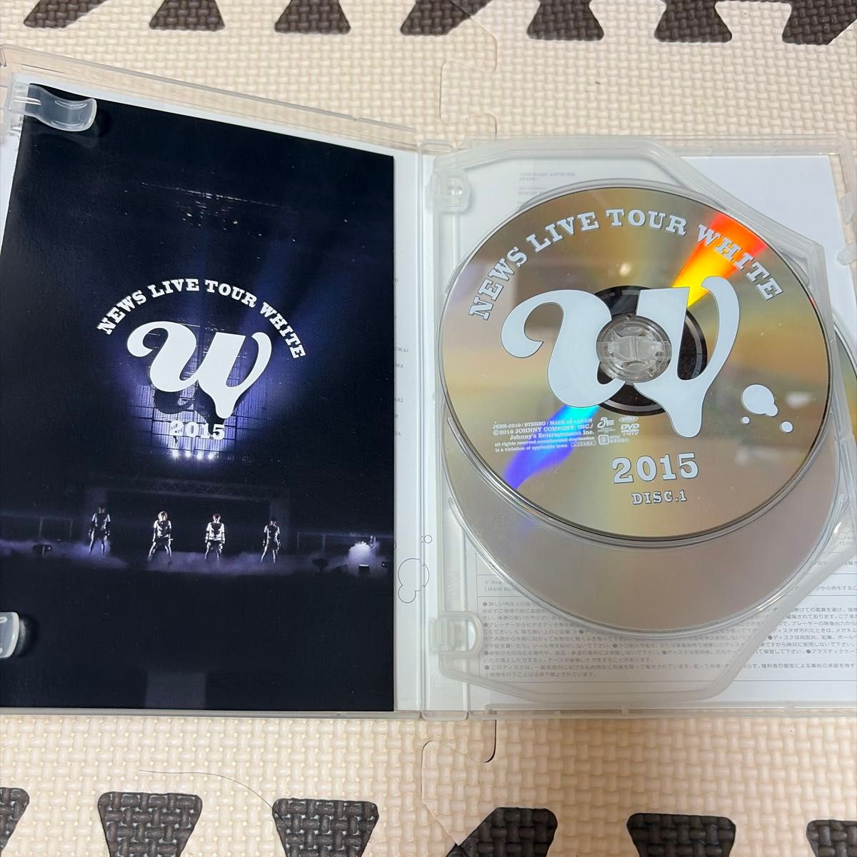 ○ NEWS LIVE TOUR 2015 WHITE(通常版)(Blu-ray Disc) NEWS LIVE TOUR 2015