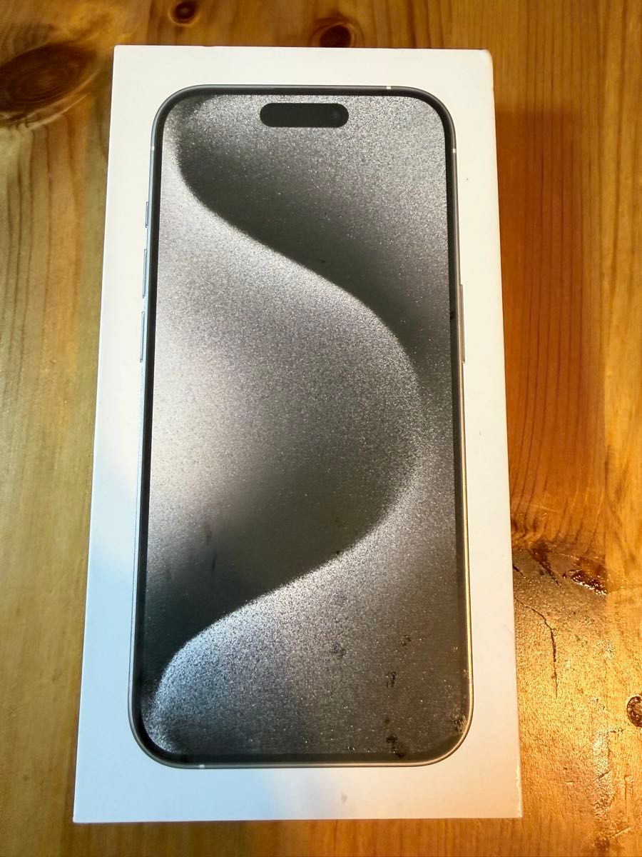 Apple iPhone 15 Pro 256GB 国内版SIMフリー ホワイトチタニウム