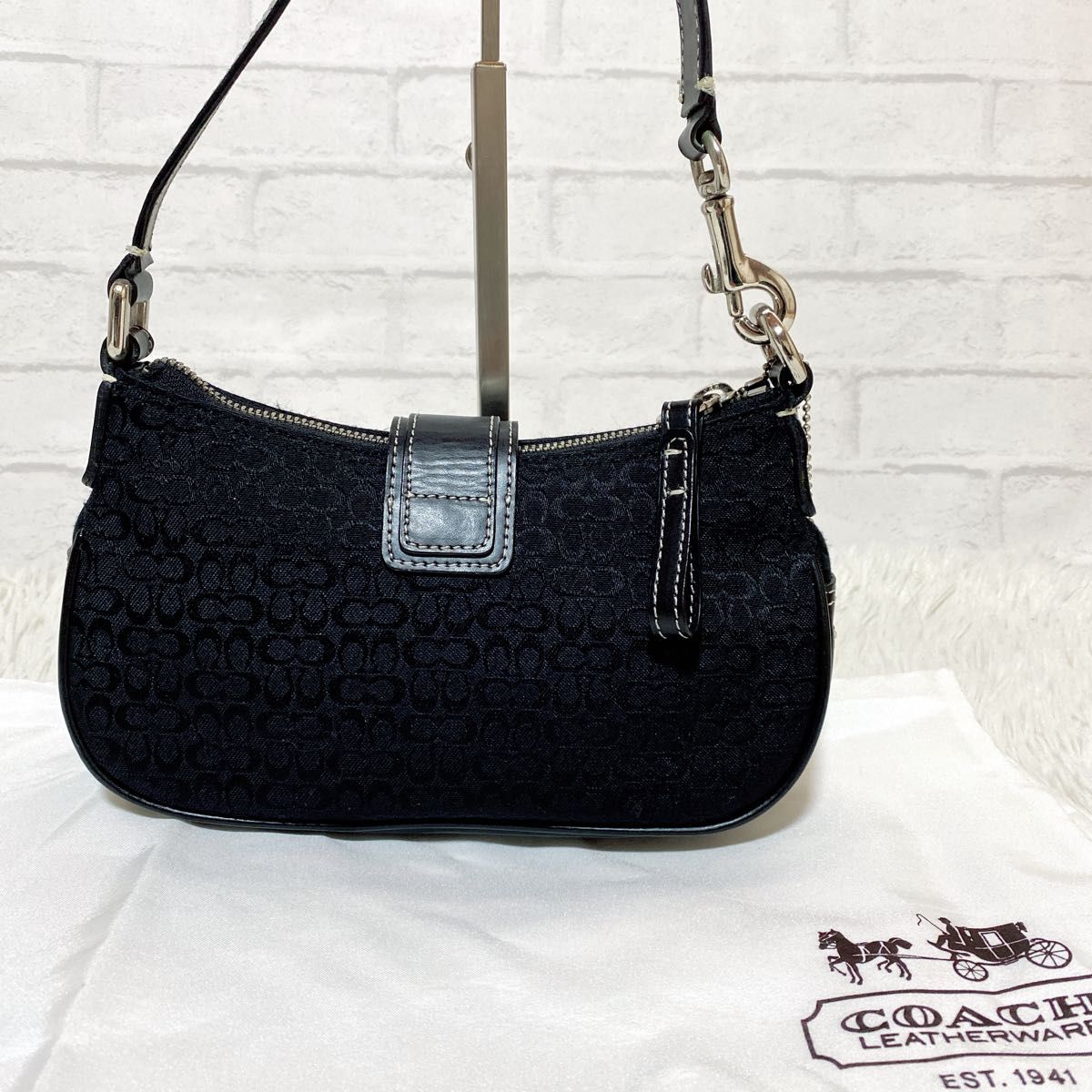 極美品 COACH コーチ ワンショルダーアクセサリーポーチSOHO 6362