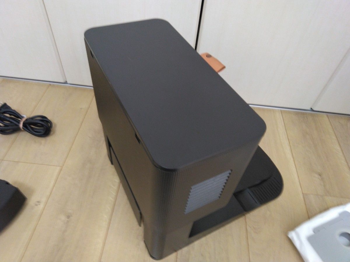 使用半年】ルンバij用クリーンベース&専用ダストボックス、新品紙