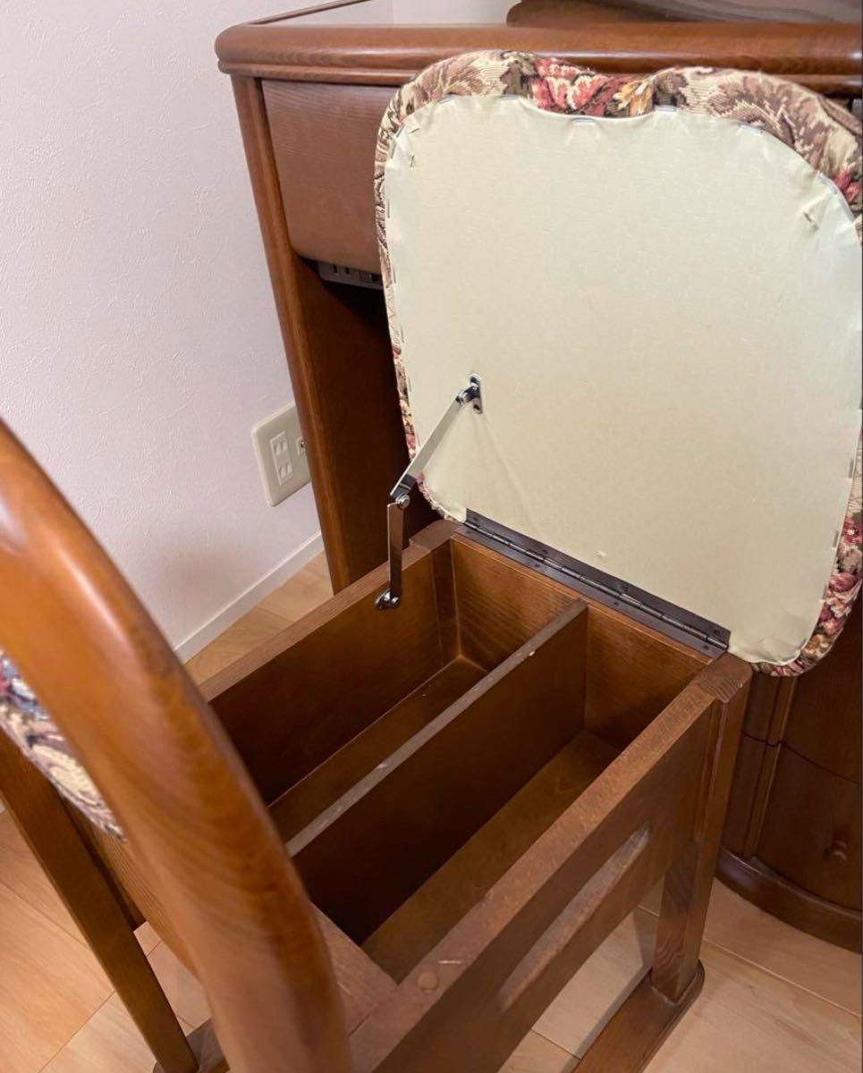 定価166,780円 IDC大塚家具 三面鏡 ドレッサー 松永家具 定価166,780円