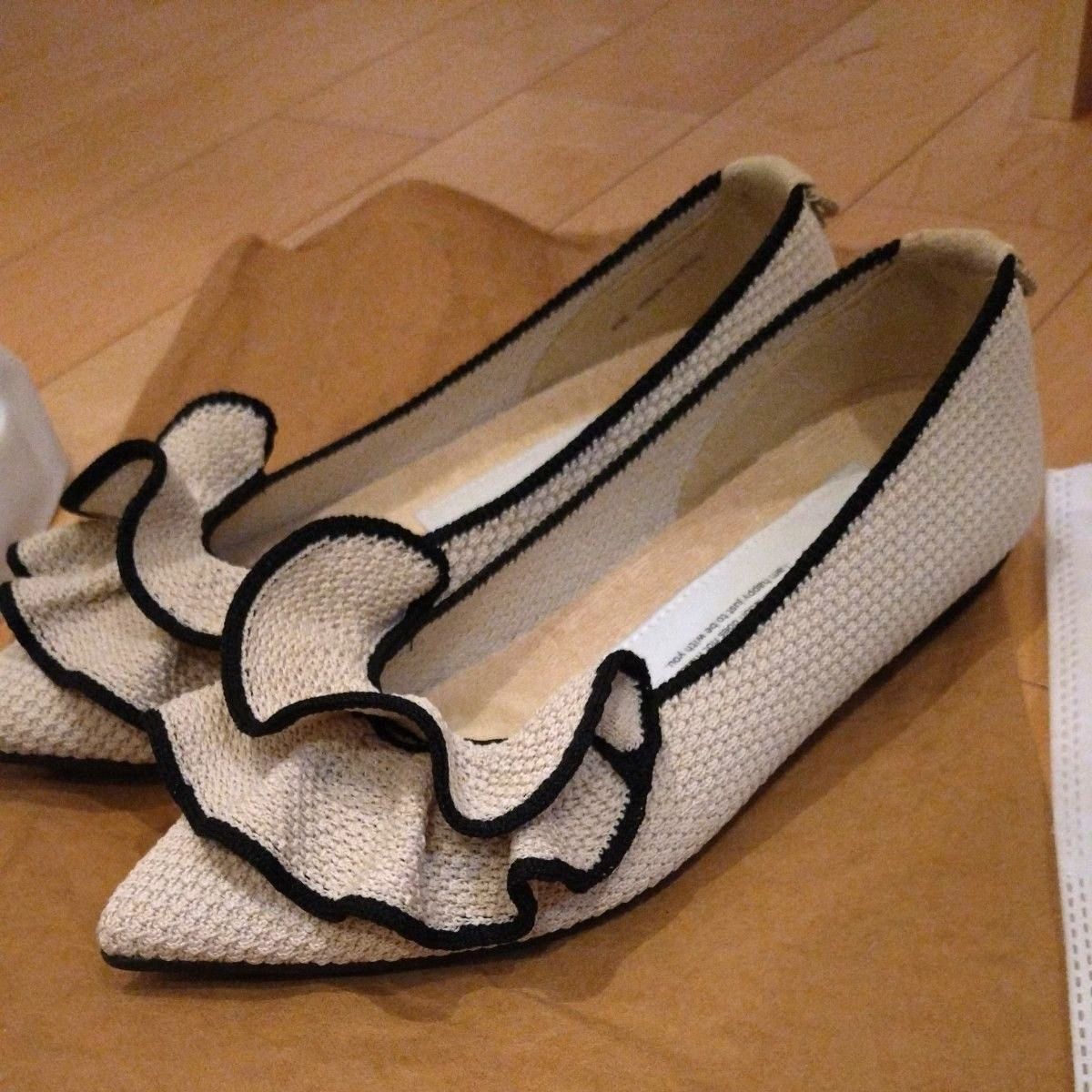 Offen pointed-FRIN フラットシューズ ベージュ フリル オッフェン 38